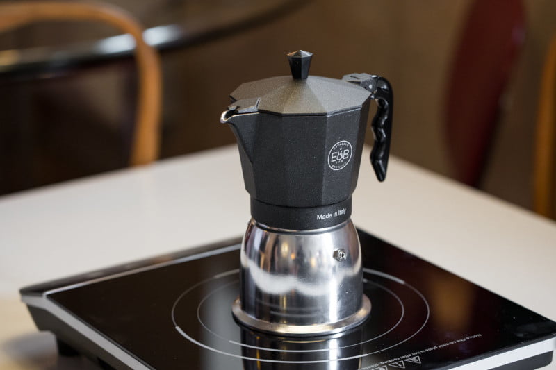 How-Do-You-Use-A-Stovetop-Espresso-Maker.